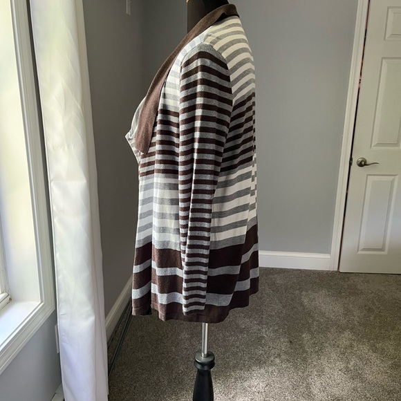 Gerry Weber size L cardigan . - Picture 3 of 5